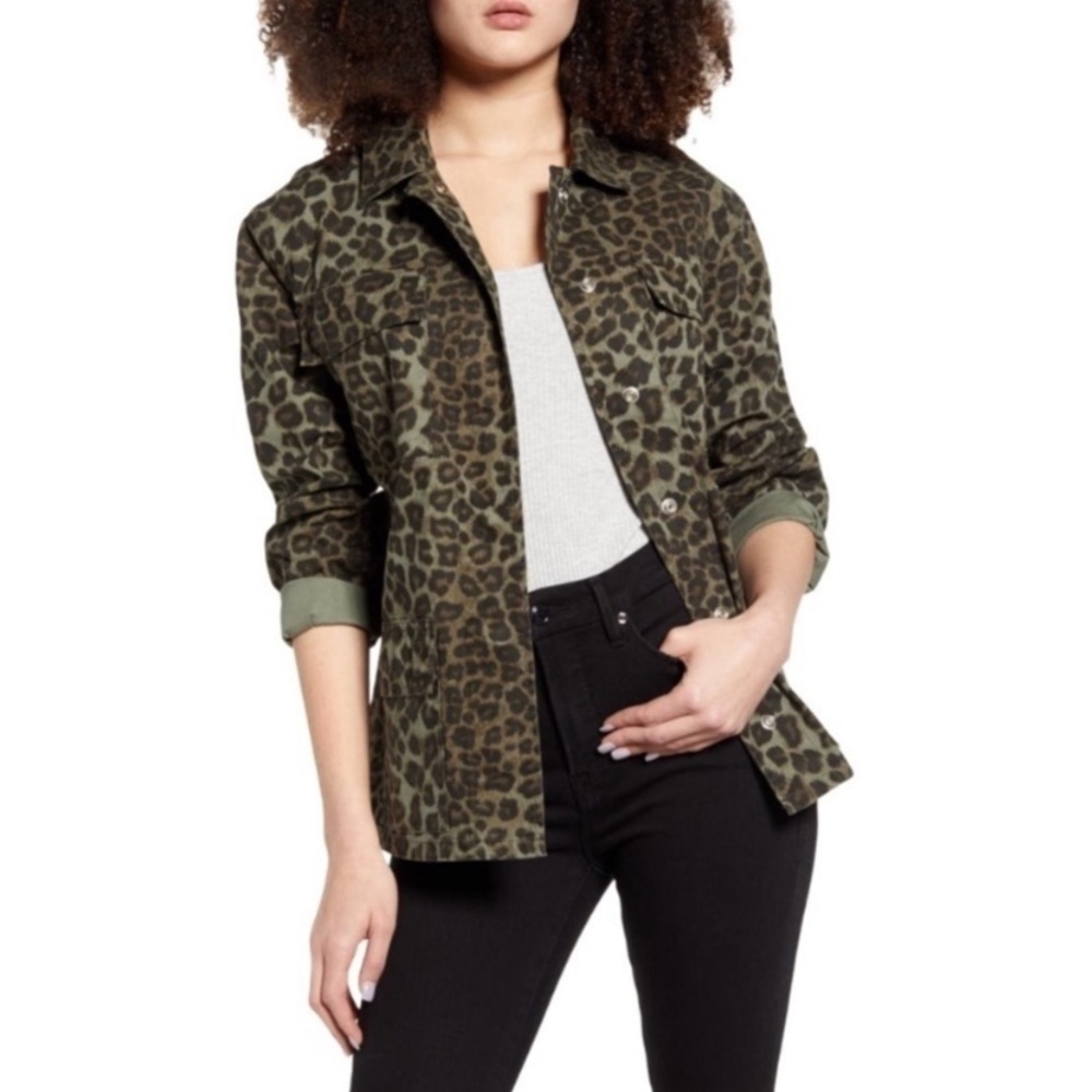 GOOD AMERICAN Sage Leopard Print Snap Front Jacket